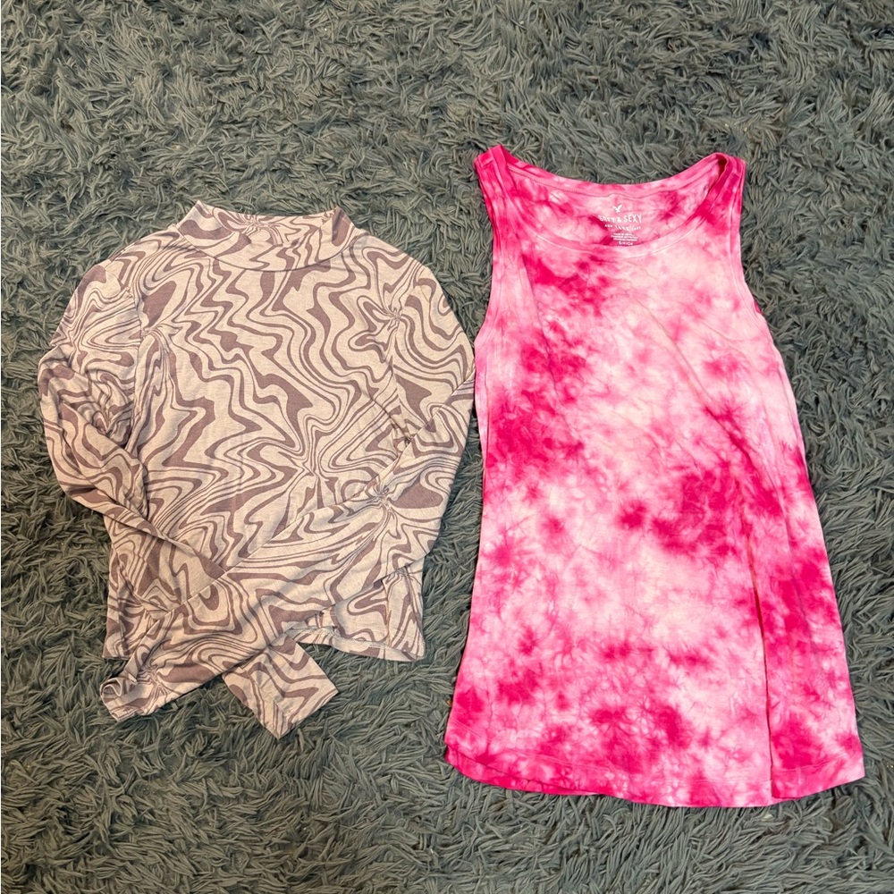 Bundle of two women’s tops